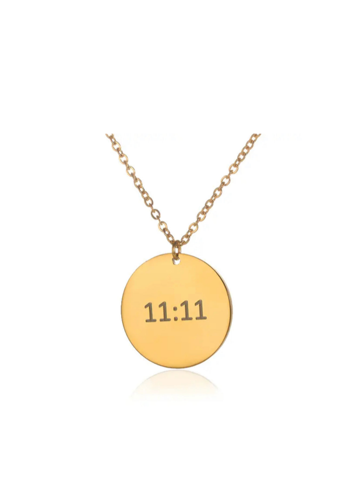 11:11 Round necklace