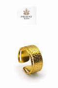 Luxora Ring