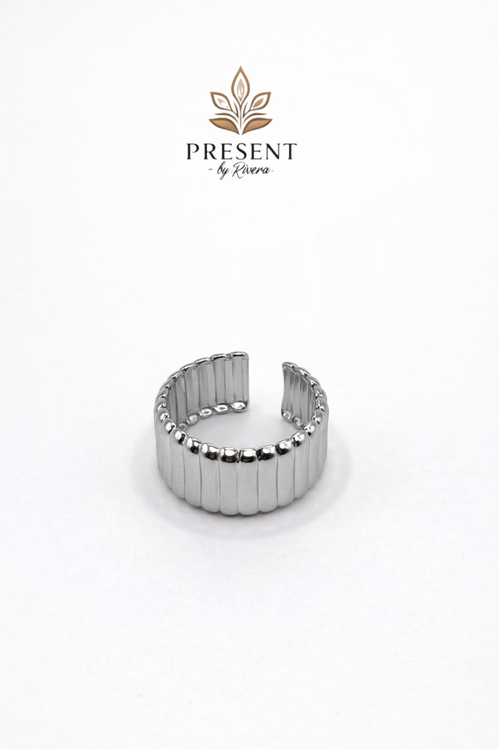 Modern Ridge Ring