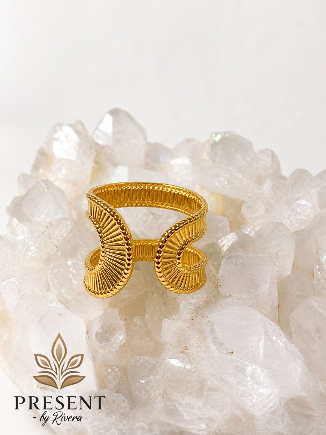 Jaxen Gold Ring