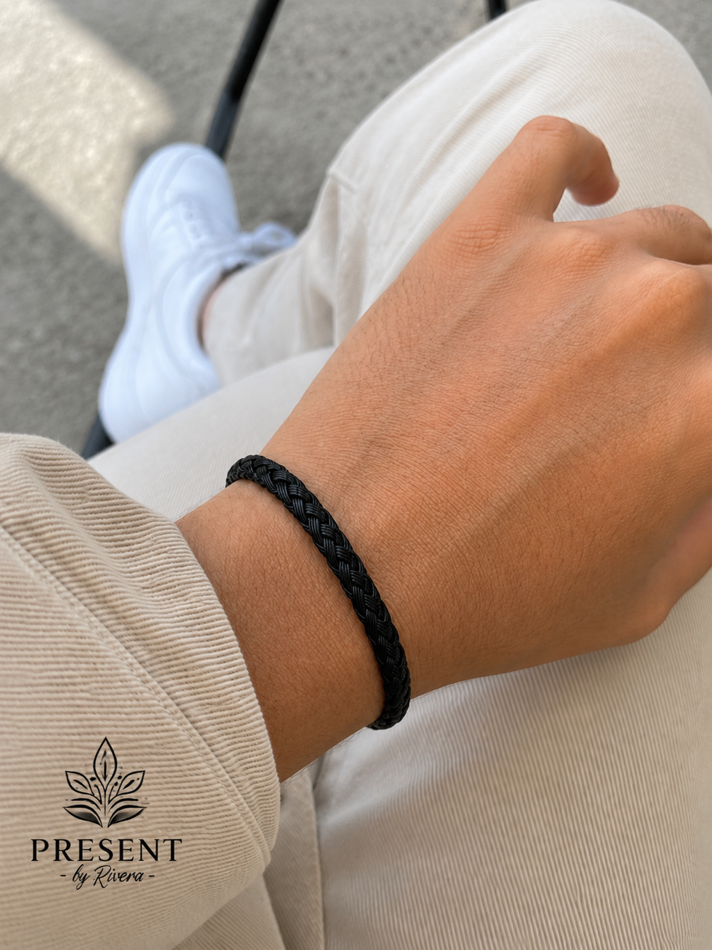 Unisex black